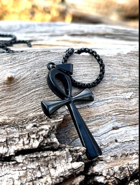 Picture of New Pendant Necklace  black Chain For Men