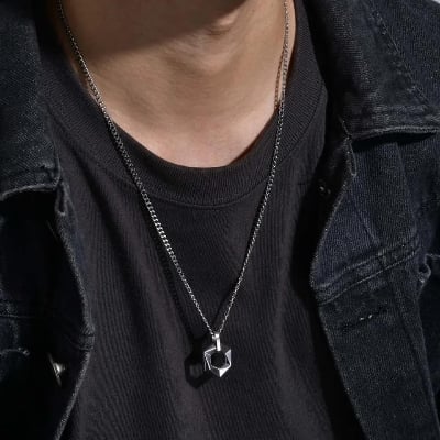 Picture of Dije Colgante Hexágono Acero Inoxidable Chain For Men - Silver