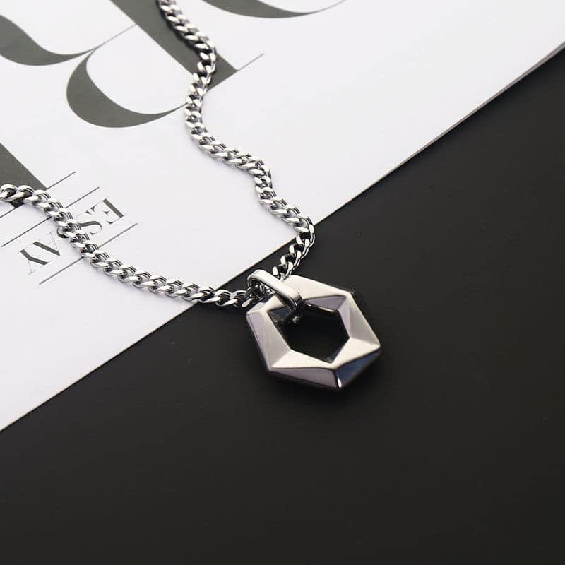 Picture of Dije Colgante Hexágono Acero Inoxidable Chain For Men - Silver