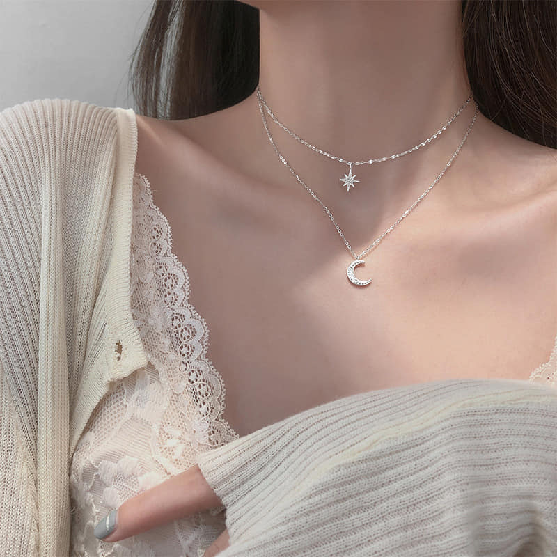 Picture of Star Moon Necklace For Women Lady Fashion Chain Choker Sparkling Classic Girl Necklace For Women