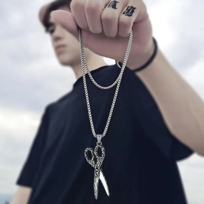 Picture of Fashionable Boys Pendant and Necklace for Men, Stainless Steel SILVER Chain For Men - Silver