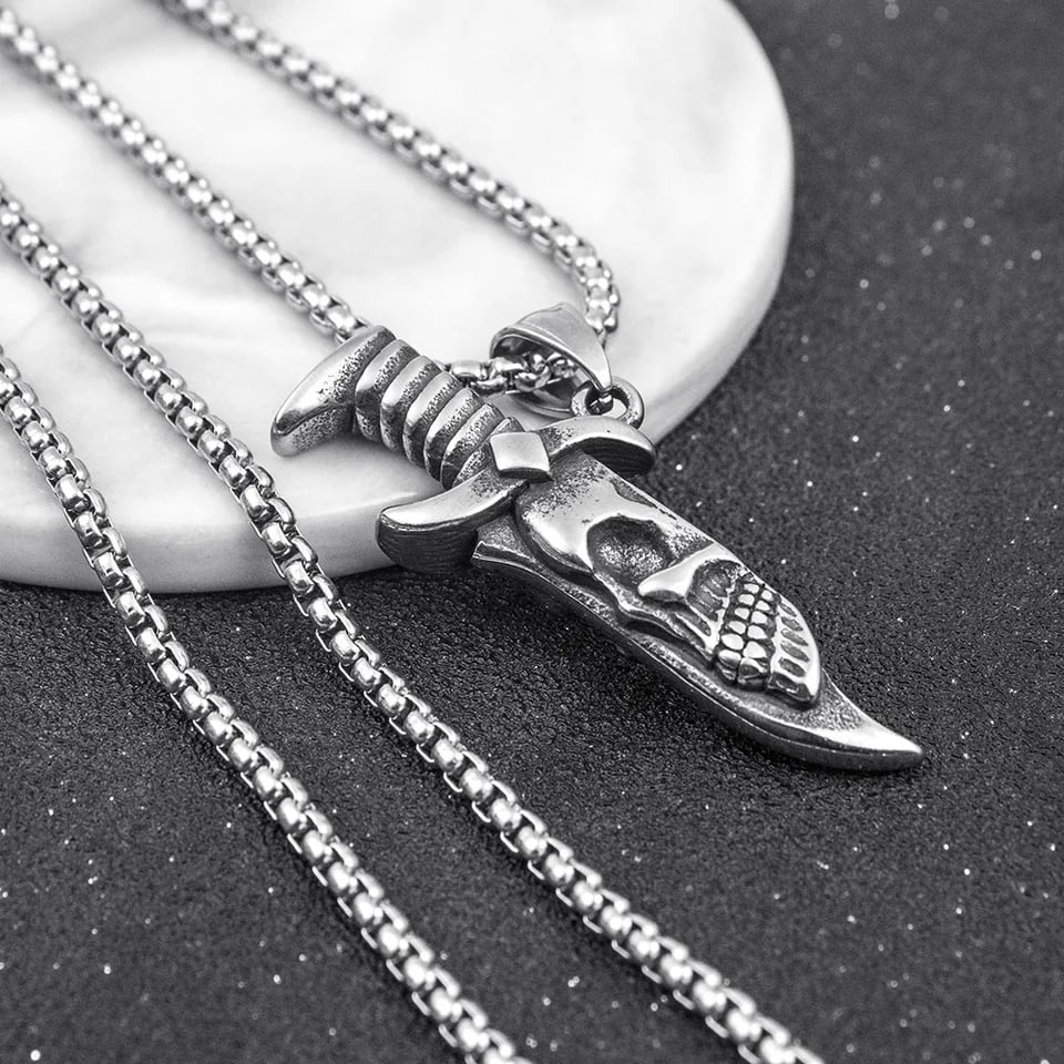 Picture of Korean Clavicle Chain Diamond Necklace Fashion Jewelry Necklace for Men - Silver