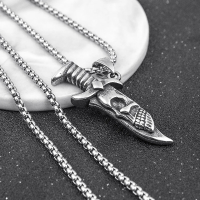 Picture of Korean Clavicle Chain Diamond Necklace Fashion Jewelry Necklace for Men - Silver