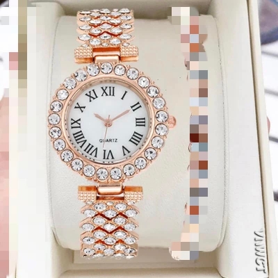 Picture of Women's Fashion Trend Star  Full Diamond Steel Band Quartz Watch Luxury Luxury Love Rhinestone - Gold