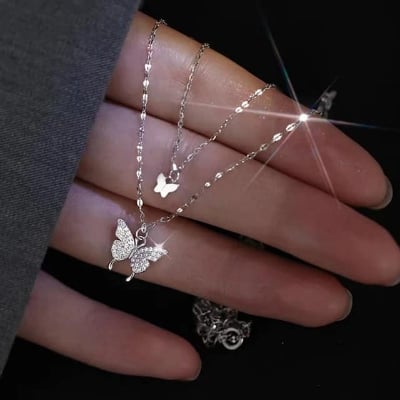 Picture of Shiny Butterfly Necklace Exquisite Crystal Collar Chain For Women - Silver
