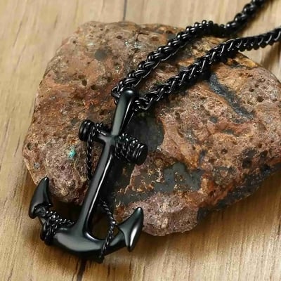 Picture of Man Necklaces Chain Pendants Unique Fashion Jewelry Gift For Men - Black