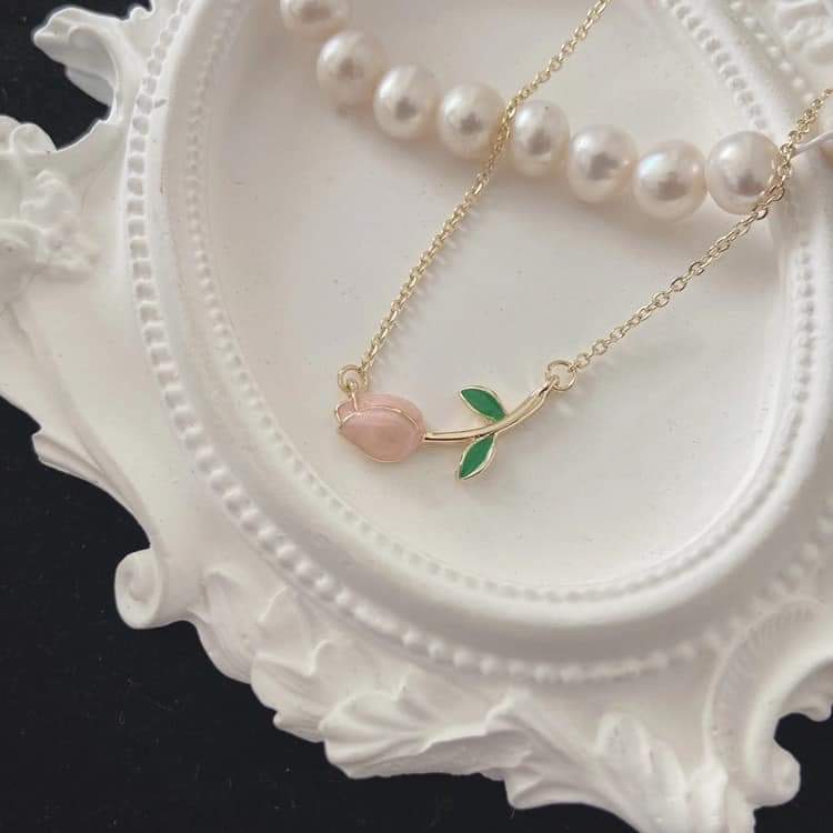 Picture of Elegant  Korean Cute Tulip Flower Shaped Pendant Peach Pearl Flower Chain ,Fashionable Jewelry  Chain For Girls - Gold