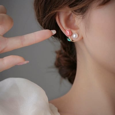 Picture of Tulip Pearl Stud Earrings for Women Fashion Statement Pearl Ear Hook Ear Cuff Jacket Front Back Flower Earring for Woman - Red