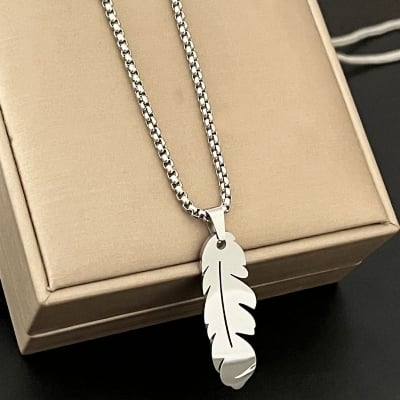 Picture of Fashionable Chain Locket for Men - Silver