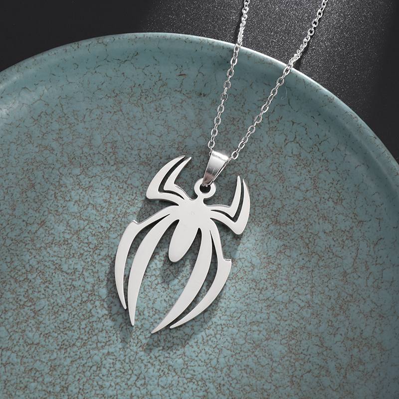 Picture of Pendant Necklace Fashion Spider Halloween Pendants Round Cross Chain Short Long Mens - Silver