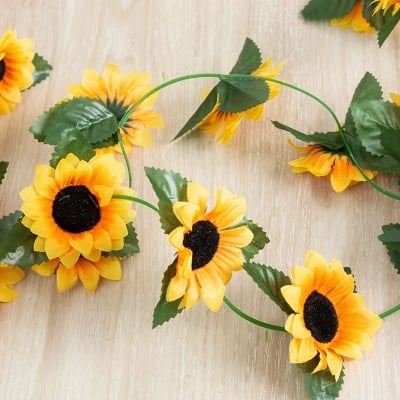 Picture of New Home Cheerful Sunflower Hanging Garland - Yellow
