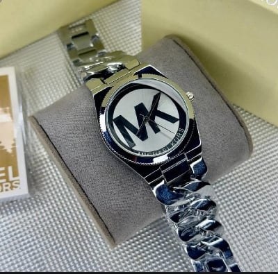 Picture of Ladies Wrist Watch New for Girls