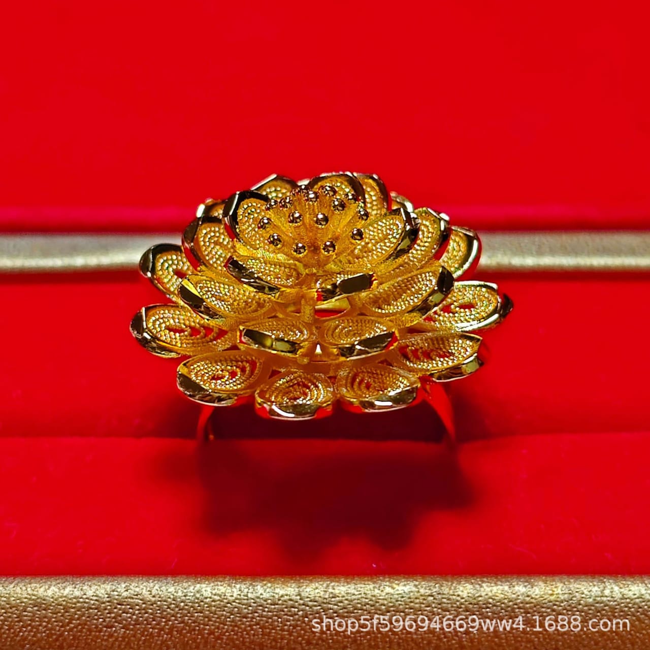 Picture of Exclusive Design Finger Ring For Women - Finger Ring - Ring S - Gold