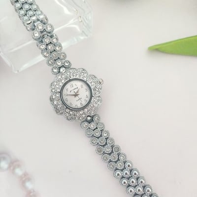Picture of Stylish & Fashionable Elegant Mirror Quartz Ladies Watch