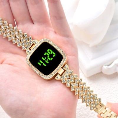 Picture of Elegant Luxury Full Diamond Quartz Watch / Ladies Korean Fashion Rhinestone Wristwatch