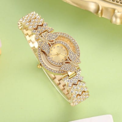 Picture of Buterfly Luxury Fashion Stainless Steel Imported Wuartz Movement Ladies Wristwatch For Women