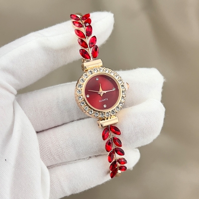 Picture of Luxury Fashion Watch Casual Watch For Women