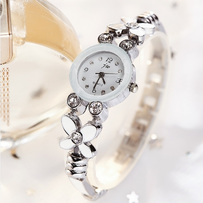Picture of Luxury Fashion Watch Casual Watch For Women