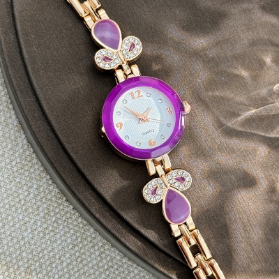Picture of Luxury Fashion Watch Casual Watch For Women