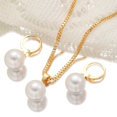 Picture of Pearl Pendant Drop Necklace Set For Women - Gold