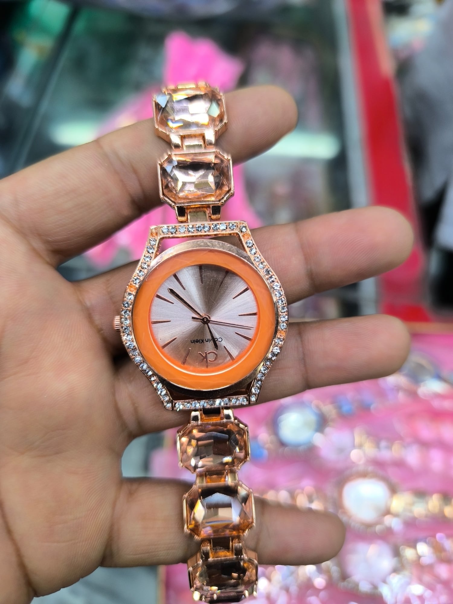 Picture of Water Diamond Watch Sparkling Glitter Women's Quartz Watch with Silver Dial And Genuine Leather Band