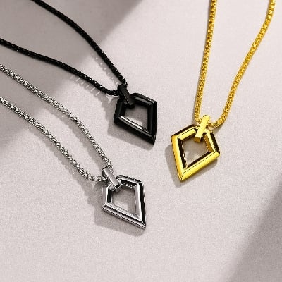 Picture of High Quality Men Fashion Jewellery Stainless Steel Round Chain Necklaces