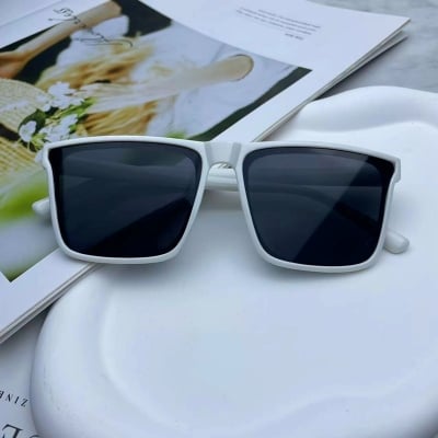 Picture of Stylish High quality Sunglasses for Men