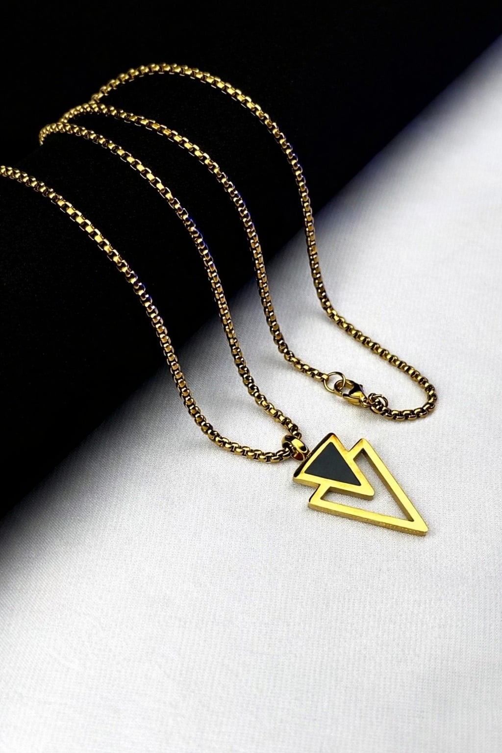 Picture of Viper Void/Apex Twin Triangle Men's Chain