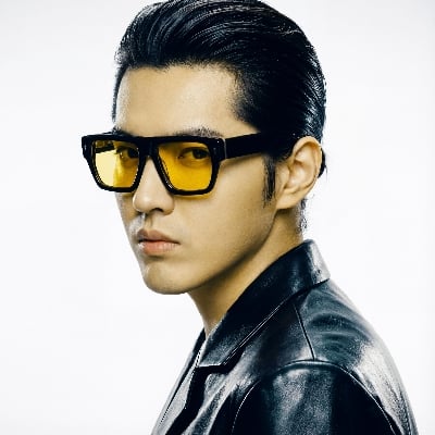 Picture of Trendy Thick Frame Rectangle Sun Glasses Black with Yellow Shades