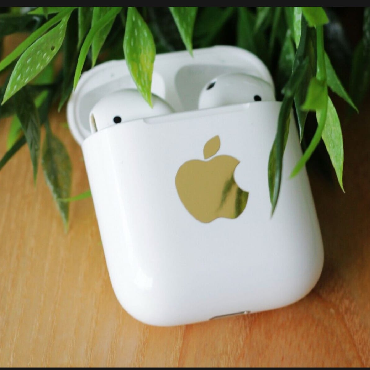 Picture of For Apple logo decal, Iphone logo sticker, Glitter Apple decal, Foil Apple Sticker - Gold