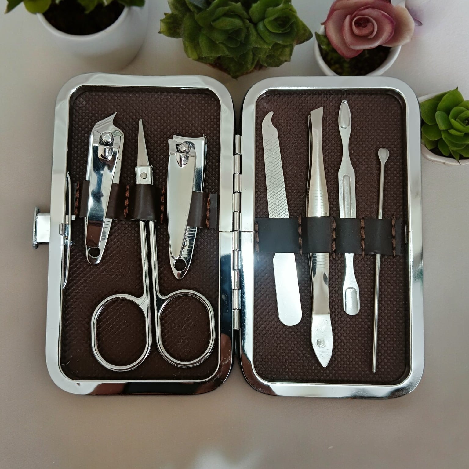Picture of Nail cutter set 7 pcs - Manicure nail cutter set Stainless steel kit-(Silver)