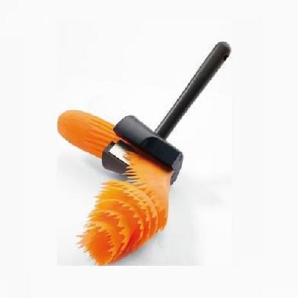 Picture of Flower Shape Fruit Cutter - Black