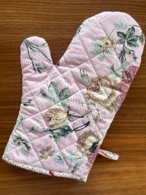 Picture of Micro-Oven Gloves Best Quality  - Multicolour