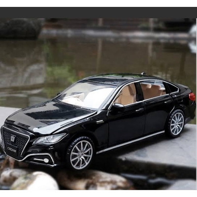 Picture of 1PC 1:32 Toyota Crown Diecasts Alloy Car Toy Vehicles Metal Car 6 Doors Open Model Car Sound Light Toys For Gift Multicolor