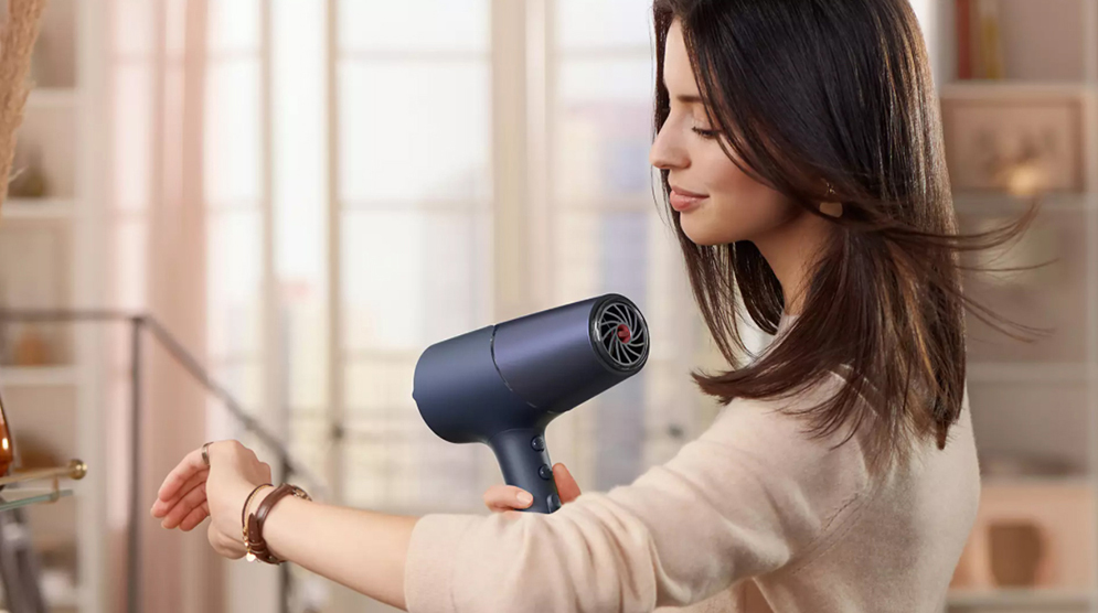 Picture of Philips BHD510/03 Essential DryCare Hair Dryer 5000 Series for Women - Black