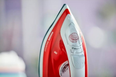 Picture of Philips GC1742/46 Steam Iron EasySpeed - Red