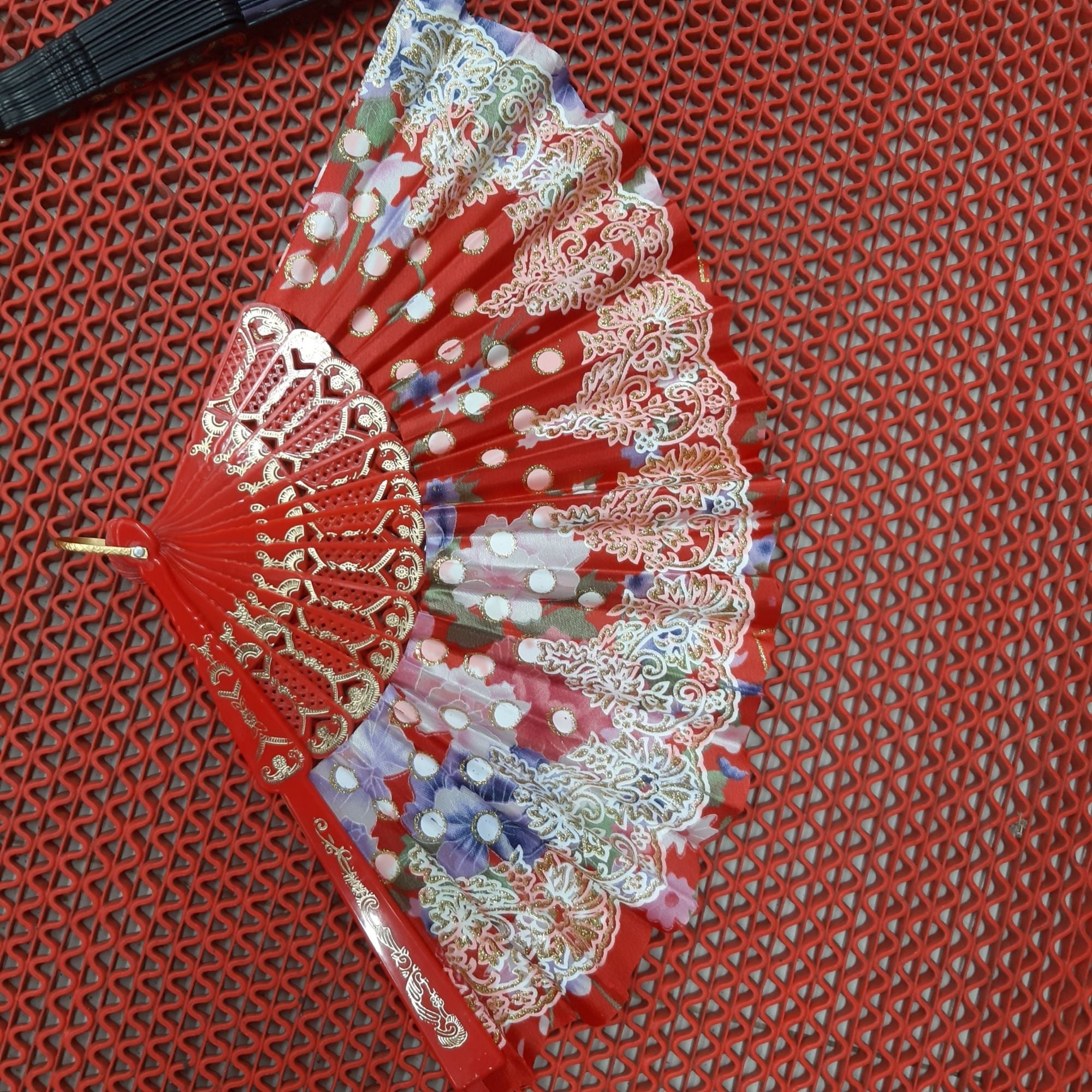 Picture of Chinese Hath Pakha - Red