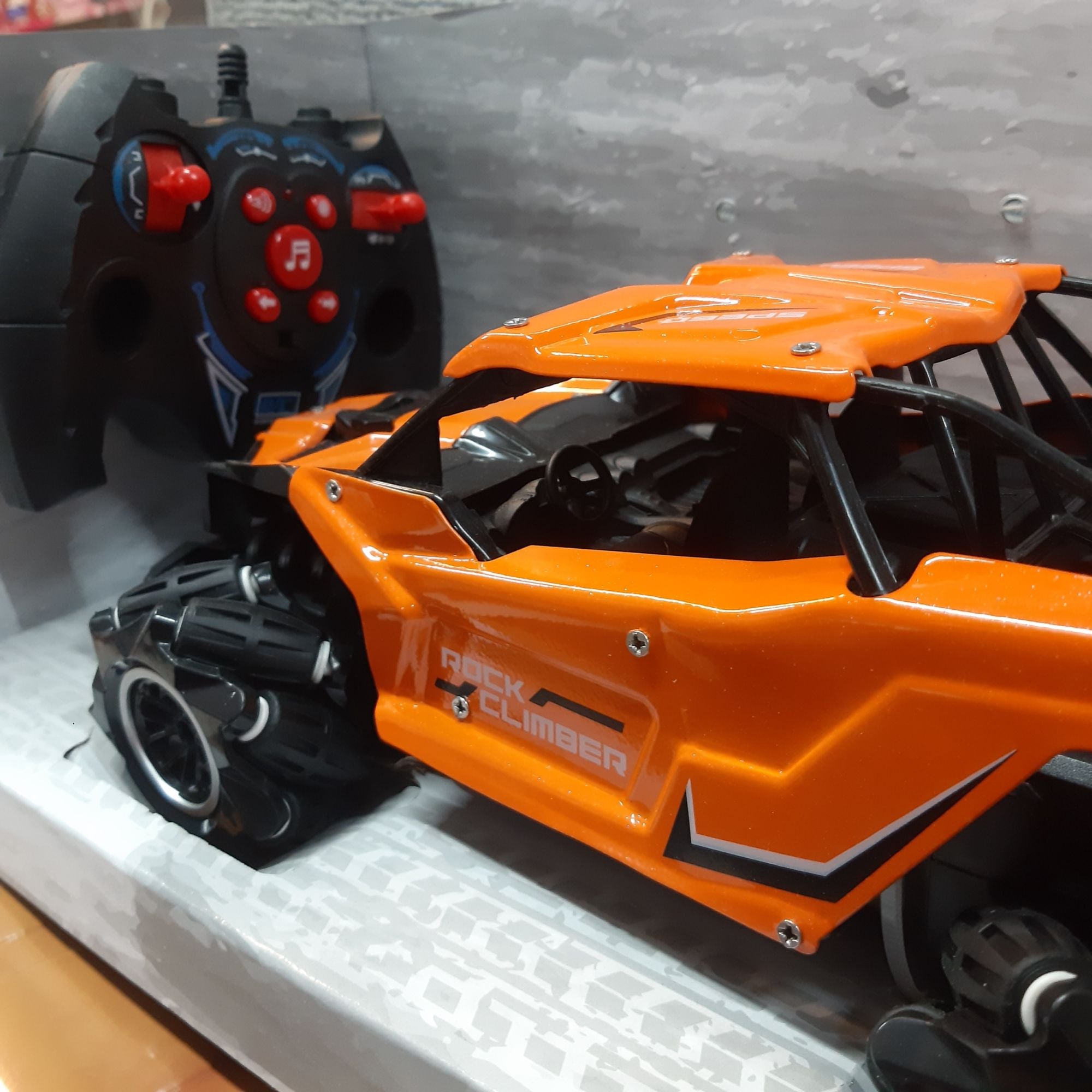Picture of Brave Climber remote car - Multicolor