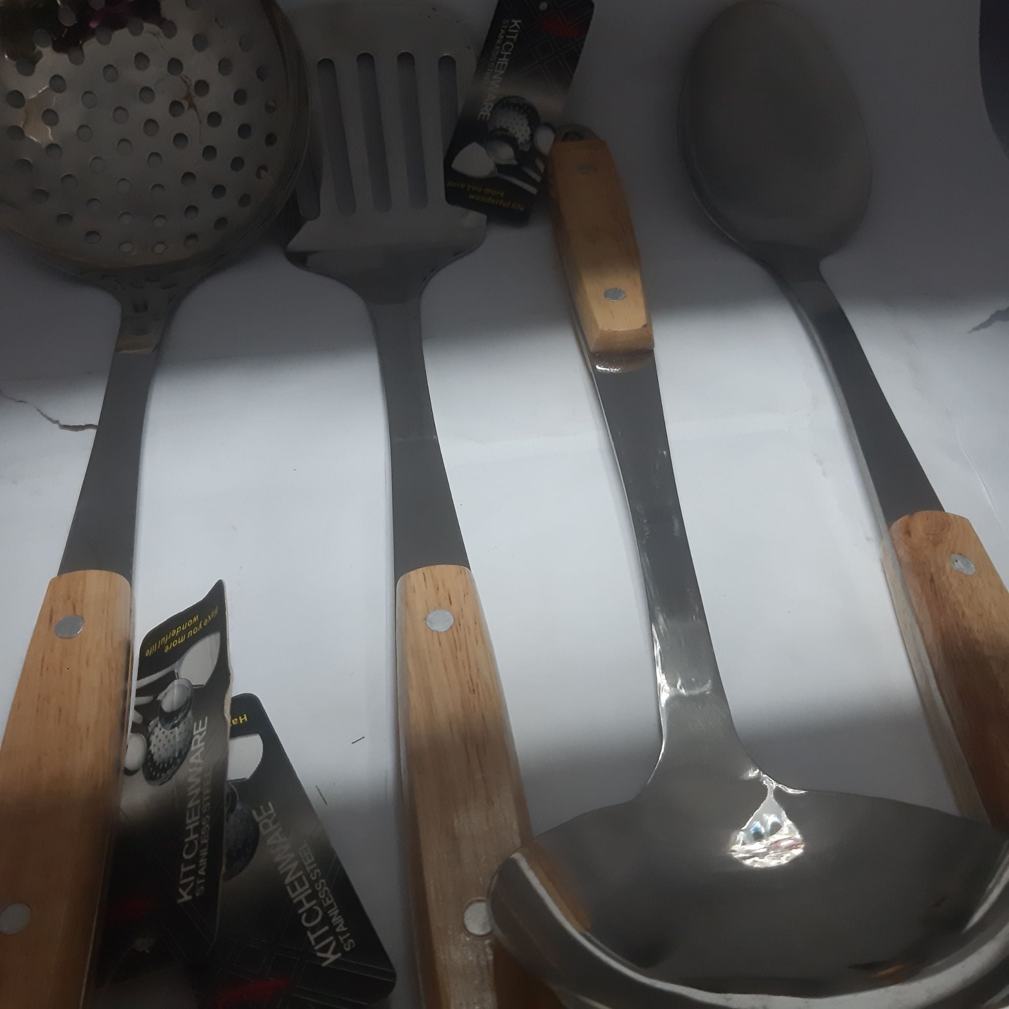 Picture of kitchenware stainless steel Spoon 4pcs set - Multicolor