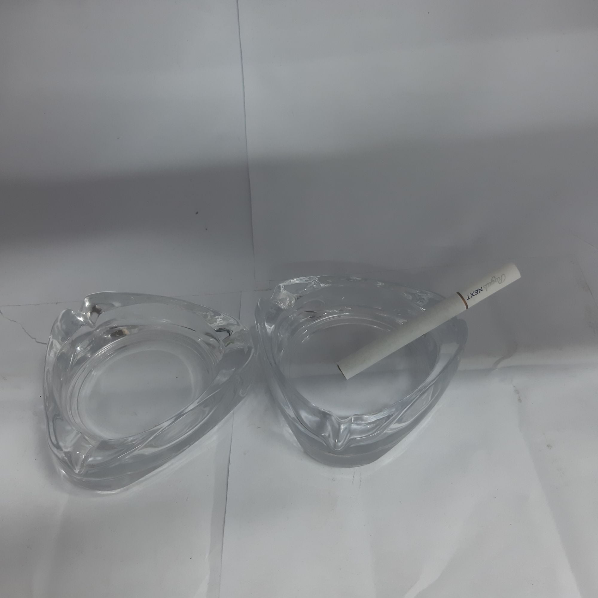 Picture of ashtray 1piece - White