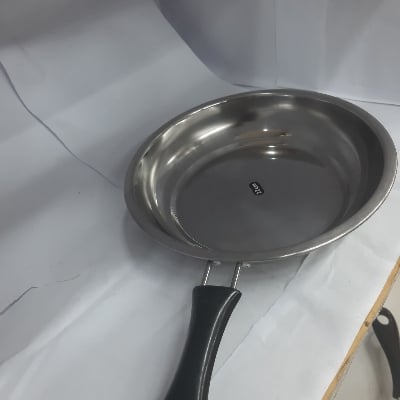 Picture of SS fry pan 22cm - Silver