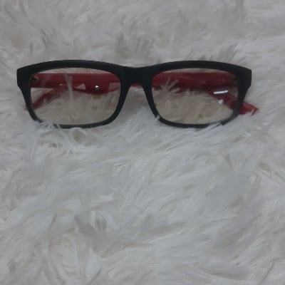 Picture of men & women  glass - Multicolor