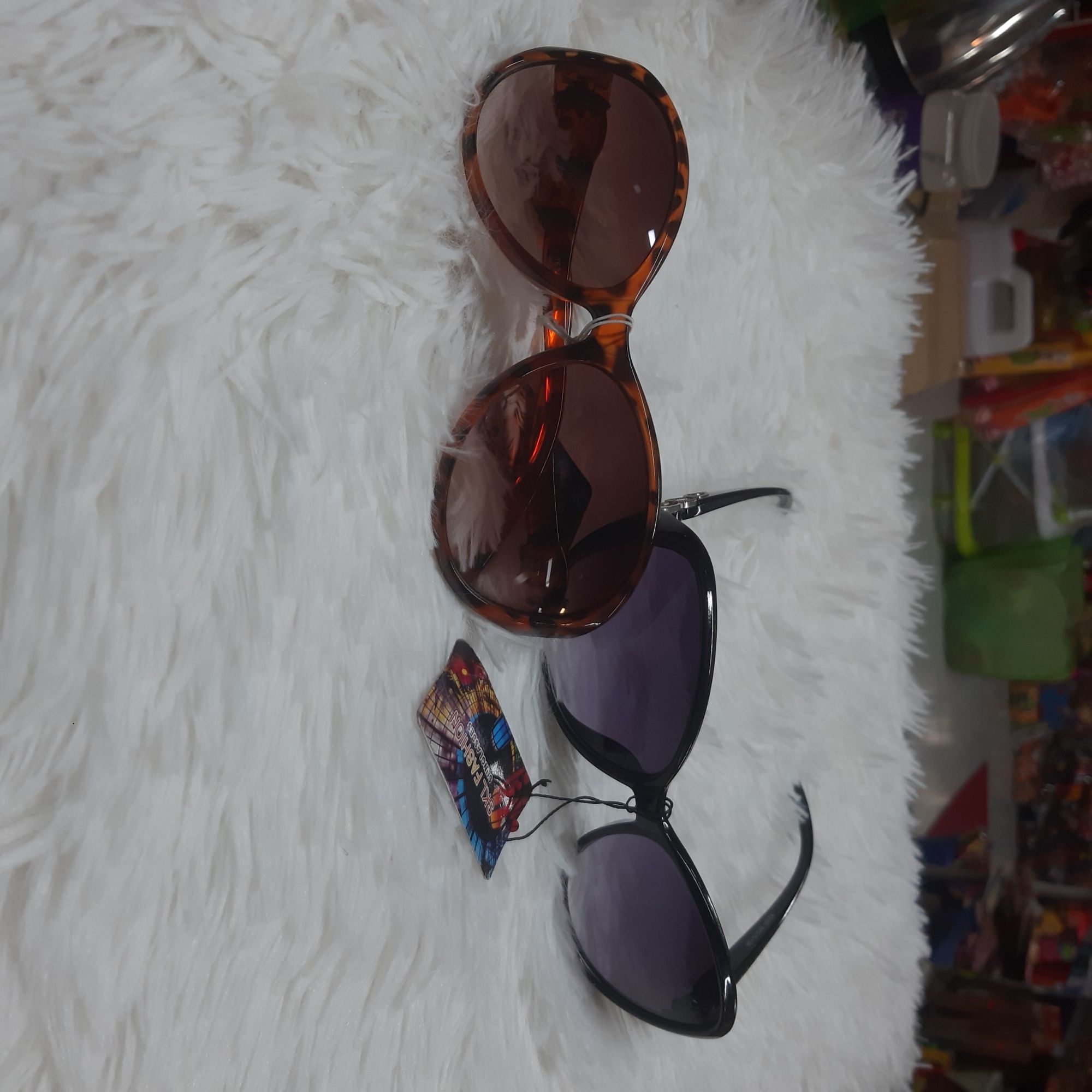 Picture of ladies sunglass - Multicolor