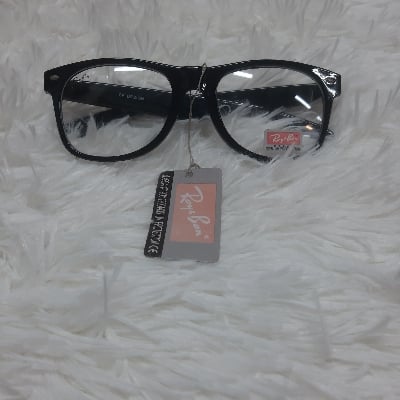 Picture of men & women glass - Multicolor