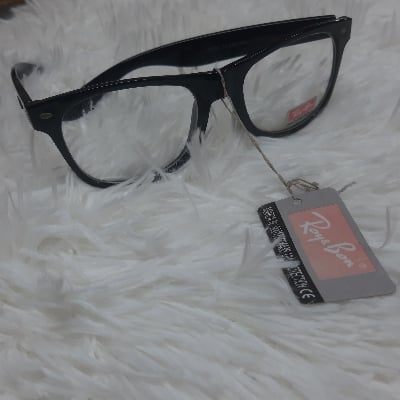 Picture of men & women glass - Multicolor