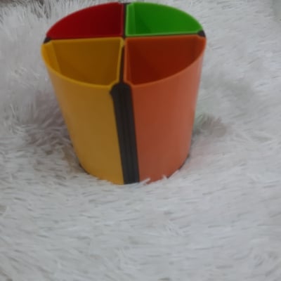 Picture of magic pen stand - Multicolor