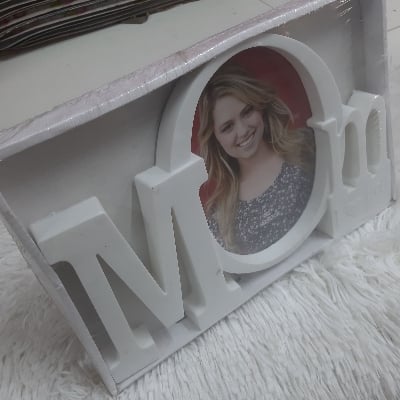 Picture of mom photo frame - White