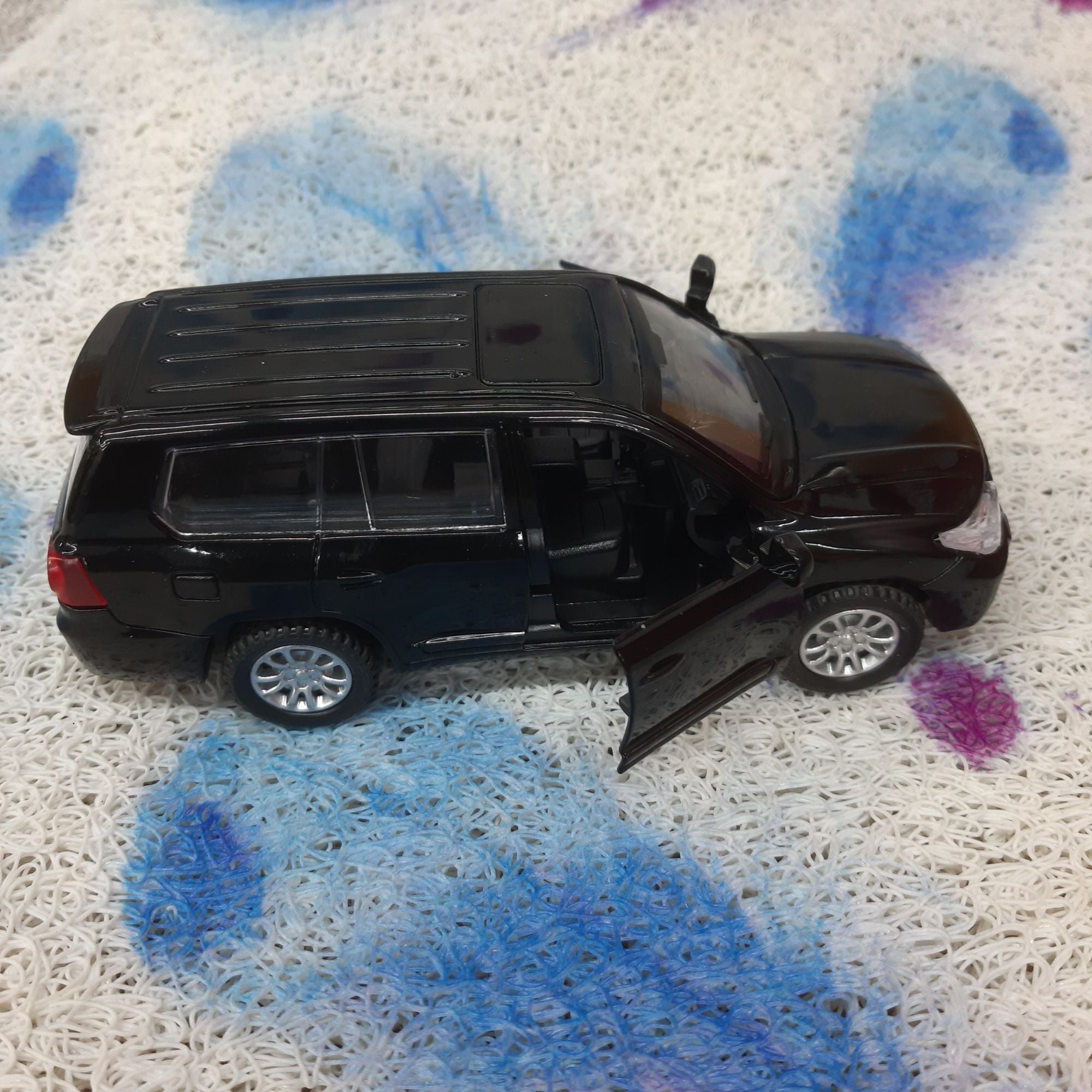 Picture of new metal car - Black