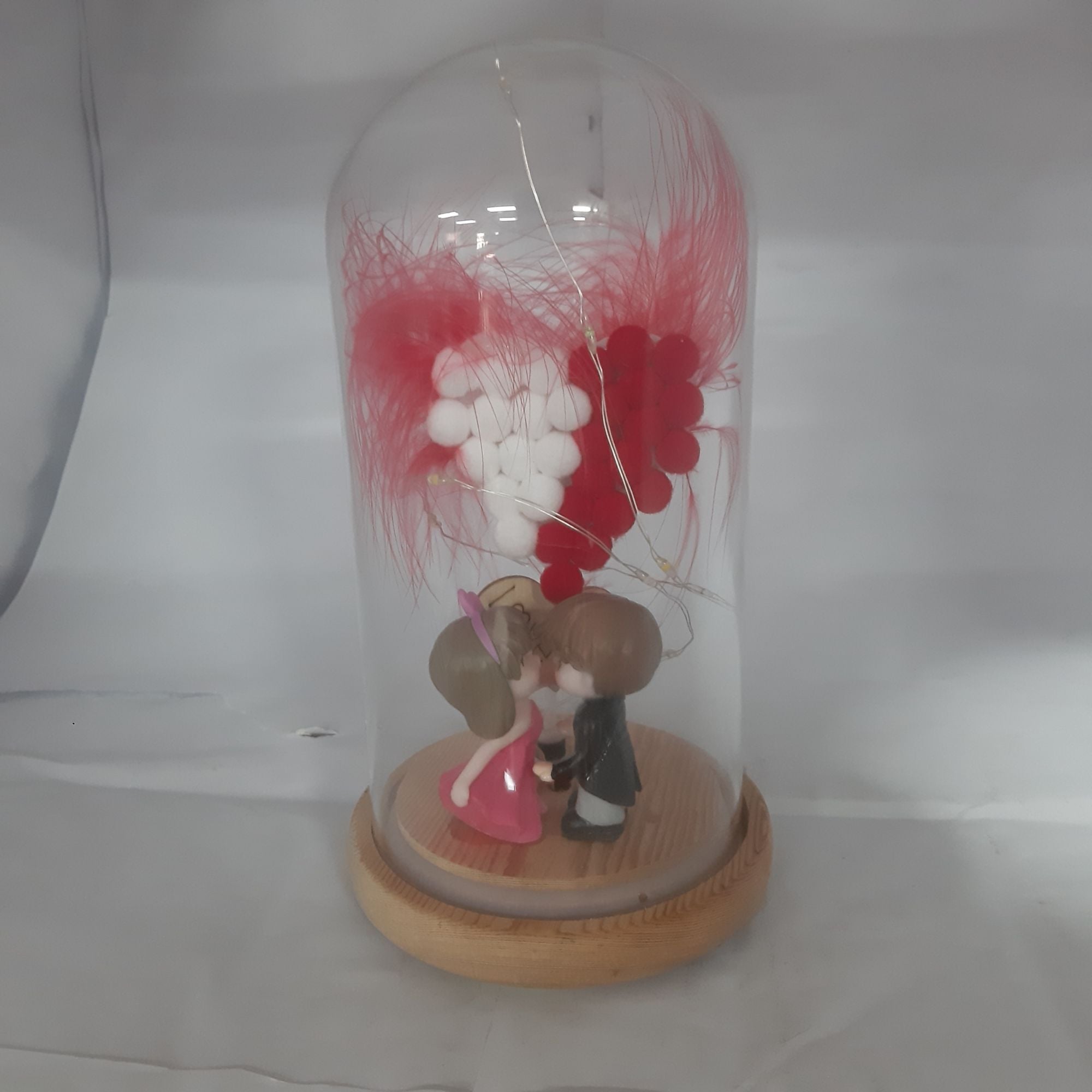 Picture of new Valentine showpiece - Multicolor