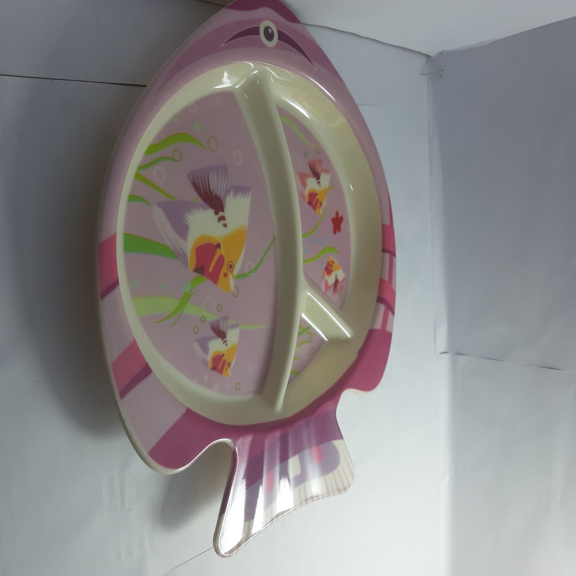 Picture of baby plate mass model - Multicolor